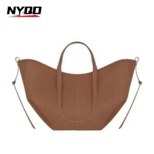 Dames Luxe Koeienhuid Grote Capaciteit Draagtas Modetrends Geplooide Handbediende Commuter Schoudertas Portemonnees en Handtassen - AliExpress 1524
